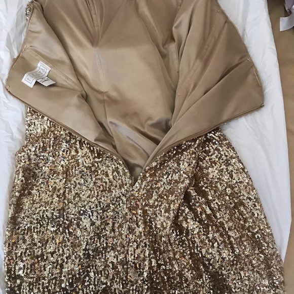 GOLD MINI DRESS! - Picture 3 of 5